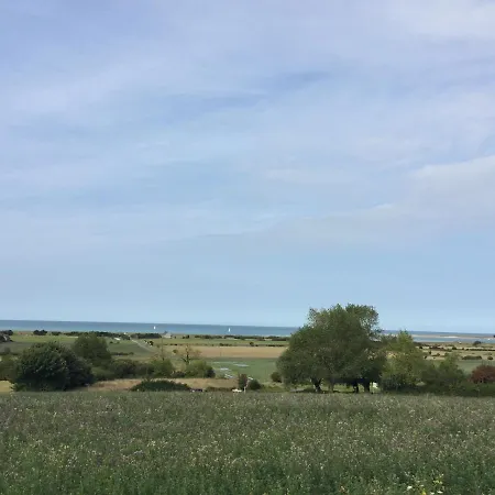 Le Loup Dans La Bergerie Montmartin-sur-Mer